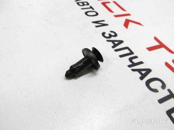1Клипса крепления 8x18x28.5 Tesla model S, model S REST, model X, model 3 1006535-00-A