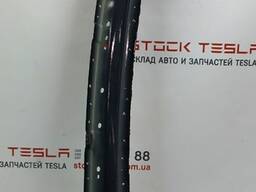 1Кузовная панель крыши стоек А/В внутрення правая Tesla model X 1069446-S0-A