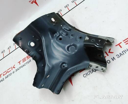 1Кузовная панель правой стойки B (средней) верхняя Tesla model X 1069458-S0-C