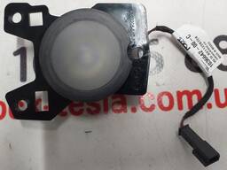 1Лампа подсветки двери задней правой Tesla model X 1036642-00-C
