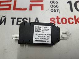 Антенна усилитель FM Tesla model 3 1079735-00-A