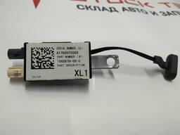 Антенна усилитель Tesla model X 1063876-00-C