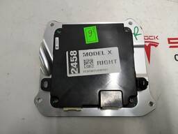 Блок управления двери передней правой Tesla model X 1050183-00-F