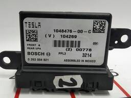 Блок управления парктрониками ECU PARK ASSIST Tesla model X S REST 1048476-00-D