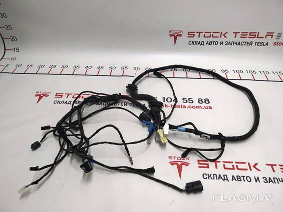 Электропроводка крышки багажника правая сторона Tesla model S 1004428-00-L