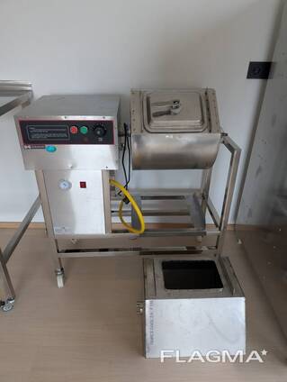 Hurakan Marinating machine additionally a custom-made container