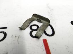 Клипса крепления тормозного шланга Tesla model 3, X, S, REST 1007786-00-A