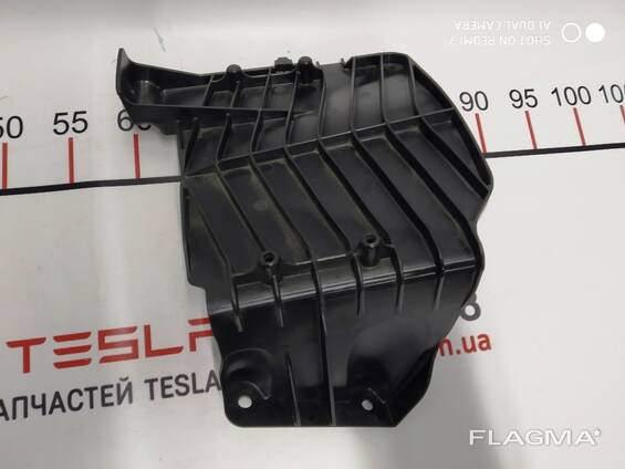 Кронштейн блока управления пневмоподвеской Tesla model S, model S REST 1007493-00-G