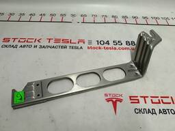Кронштейн крепления чарджер блока (GEN3) Tesla model X 1462537-02-Z
