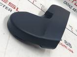 Накладка декоративная сиденья водителя нижняя правая Tesla model 3 1088965-00-C - фото 2