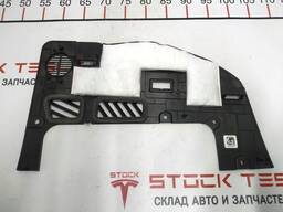 Панель проема для ног пассажира верхняя Tesla model 3 1100553-00-E