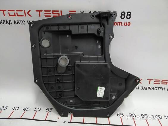 Панель внутренняя двери передней левой Tesla model X 1111671-00-A