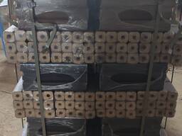 Müüa Pini Kay briquettes