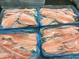 Продукты переработки лосося (Хребты, Брюшки, Головы, Куски и