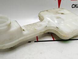 Расширительный бачок тормозной системы ЭМСУТ Tesla model X 1045523-00-Y