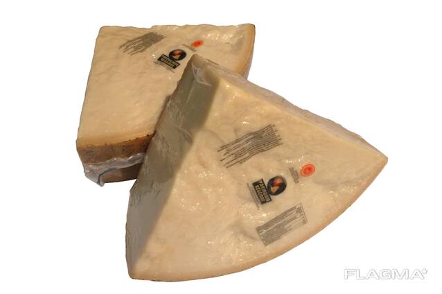 Продаем сыр Parmigiano оптом
