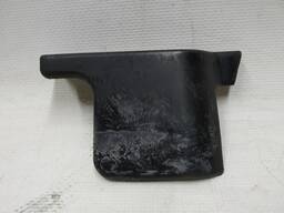 Уплотнитель резиновый передний внутренний стекла двери передней правой Tesla model S 10127