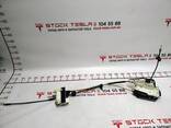 Замок двери передней левой в сборе с механизмом дотяжки Tesla model X 1126199-00-B - фото 1